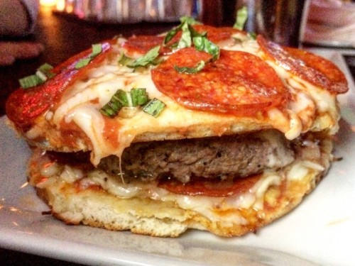 The-Grayson-Pizza-Burger-768x576.jpg