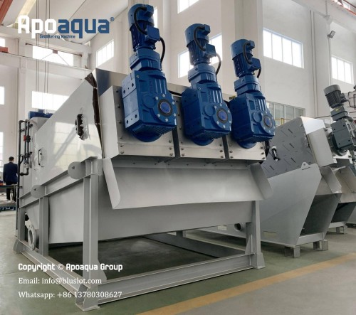 High-Efficiency-Sludge-Dewatering-Machine-for-Wastewater.jpg