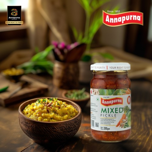 Delicious-Ways-to-Enhance-Your-Snacks-with-Annapurna-Mixed-Pickle.jpg