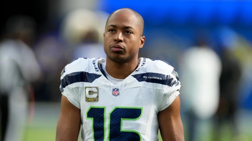 TLOCKETT.jpg