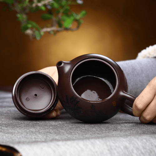 yixing-purple-clay-teapot.png