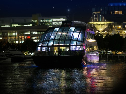 Luxury-Dinner-Cruise-On-Sydney-Harbour.jpg