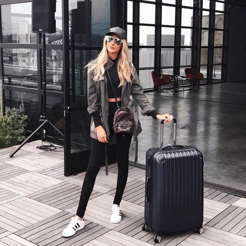 airport-outfit-color-2683.jpg