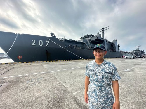 Navy_4.jpg