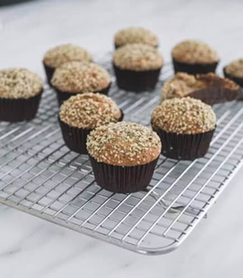 hemp-seeds2.png