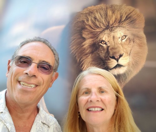 Selfie-with-Lion.jpg