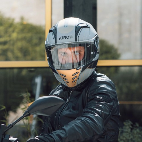 Airoh-Connor-Full-Face-Motorcycle-Helmet-In-Matt-Black--Bronze.jpg