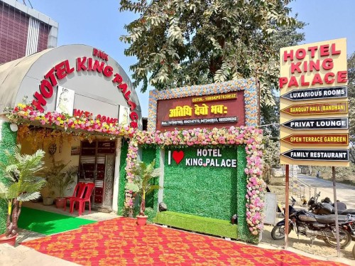 holy-hotels.jpg