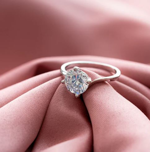 solitaire-engagement-rings.jpg