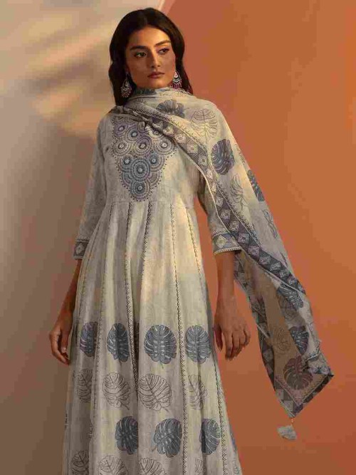 Latest-anarkali-kurta-set.jpg