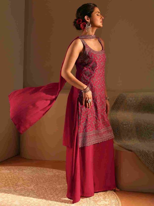 Party-Wear-Suits-for-Women.jpg