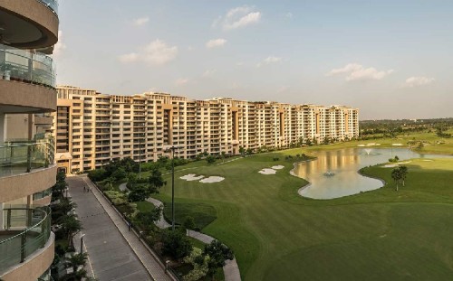 Ambience-Caitriona---NH8-Road.jpg