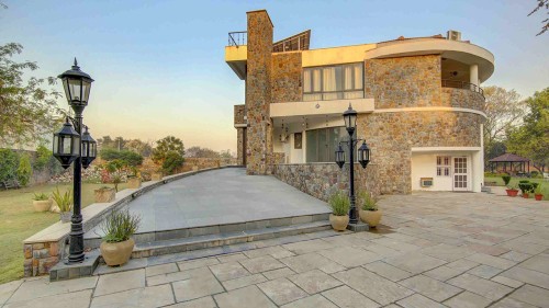 farm-house-in-Manesar-for-rent.jpg