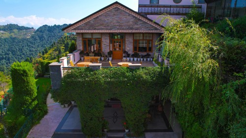 Kanatal-resorts.jpg