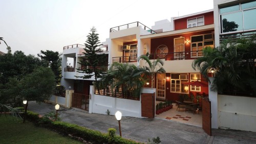 Luxury-Villas-In-Rishikesh-For-Rent-2.jpg